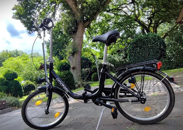 Haus Am Park 招待所 *